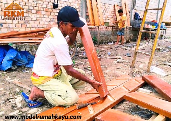 Pembuatan Anak Tangga