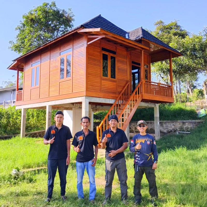 Rumah Kayu 6x8 Meter
