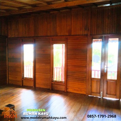 Bagian Dalam Rumah Kayu