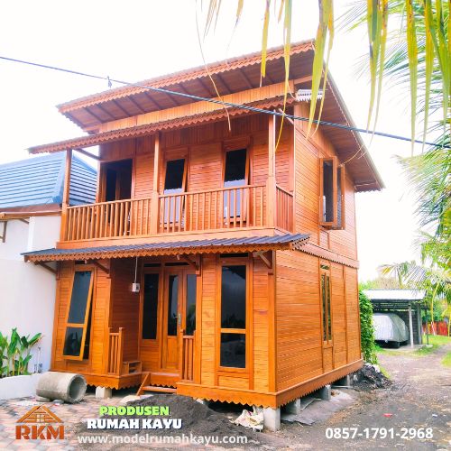 Rumah 2 Lantai Dari Kayu