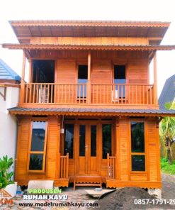 Rumah Kayu Tingkat