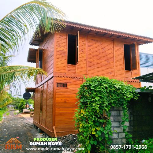 Rumah Tingkat Kayu